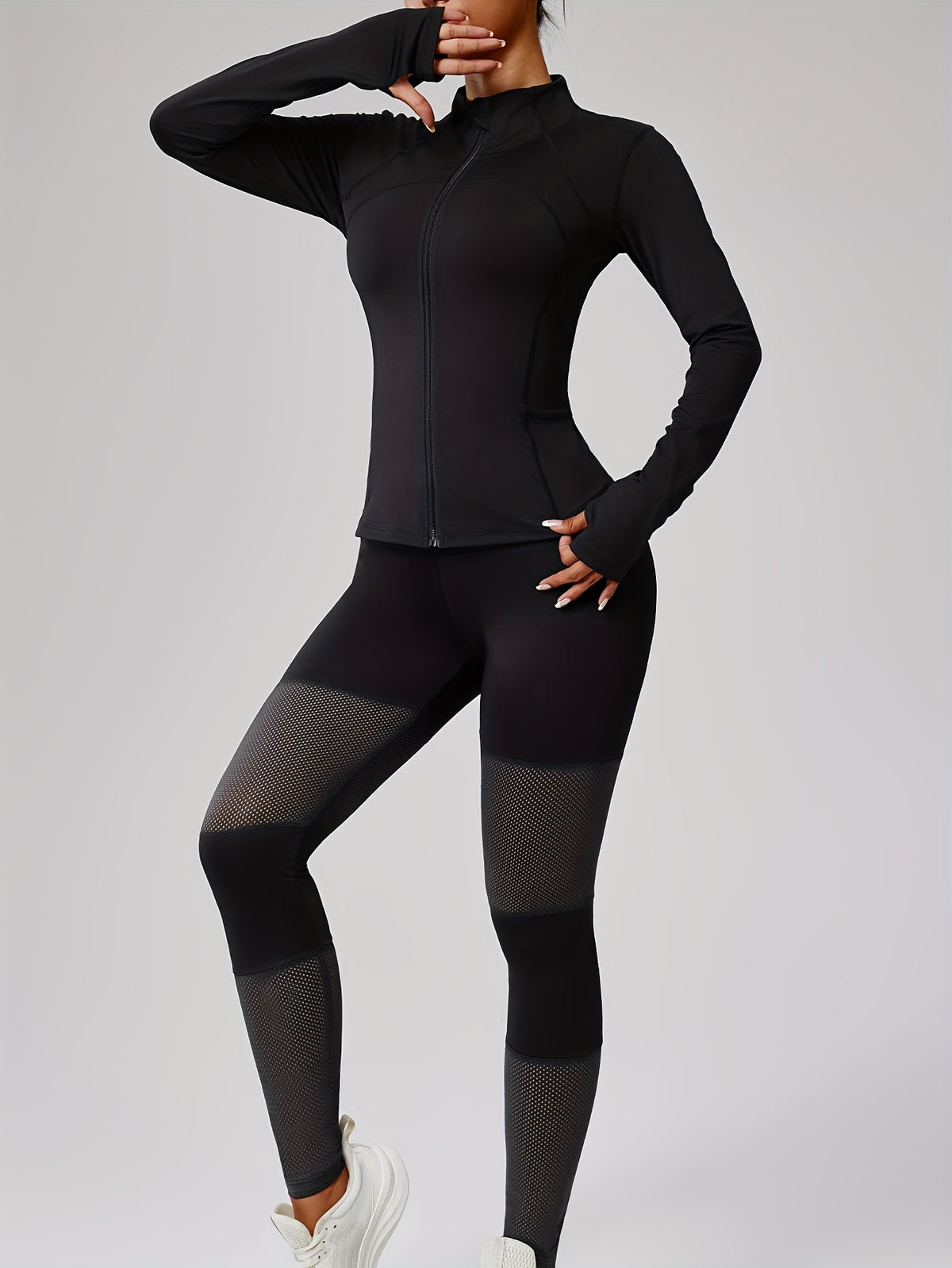 Thumb Hook Cuff Zip Running Jacket - Black