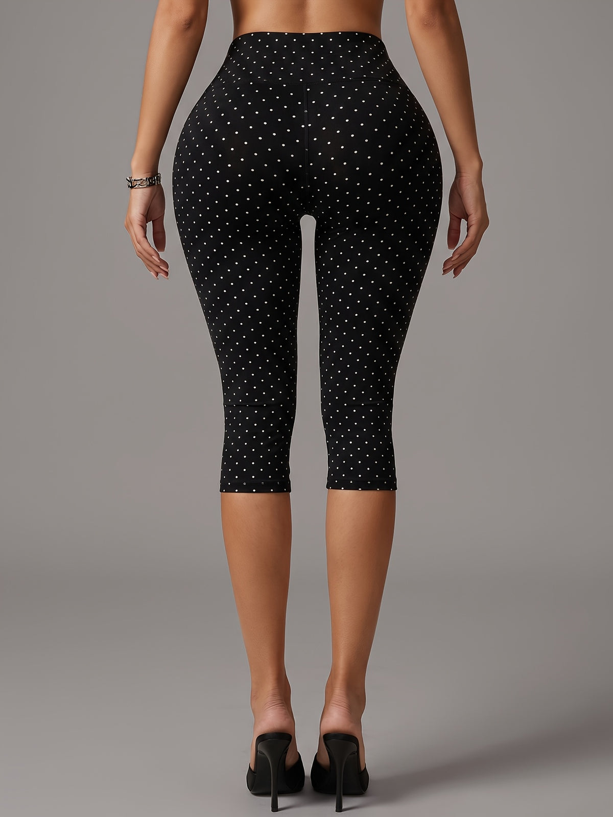 High Waist Lifting Capri Leggings - Black