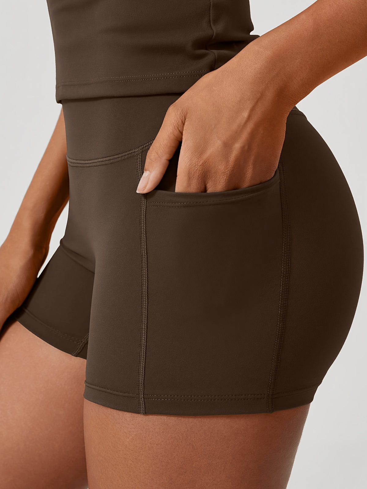 Fitted Tee & Pocket Shorts Set - Coffee