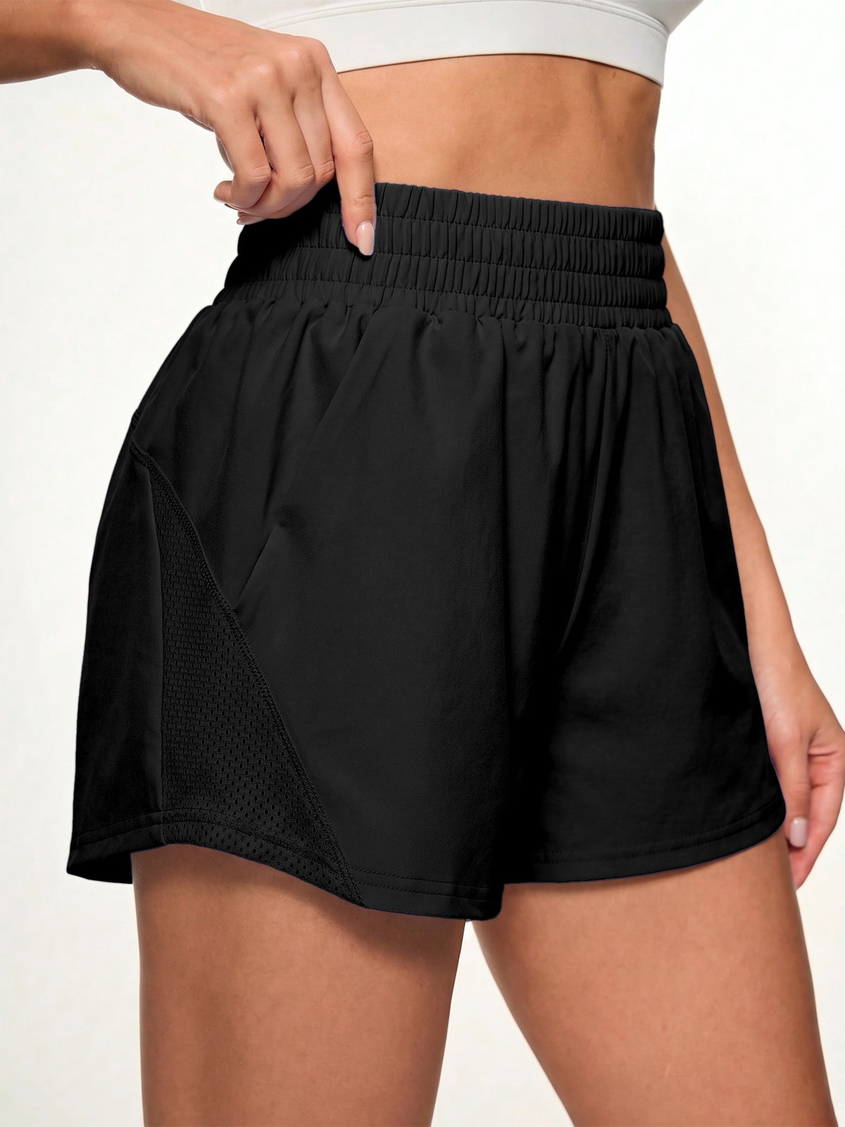 Split Hem Mesh Pocket Running Shorts - Black