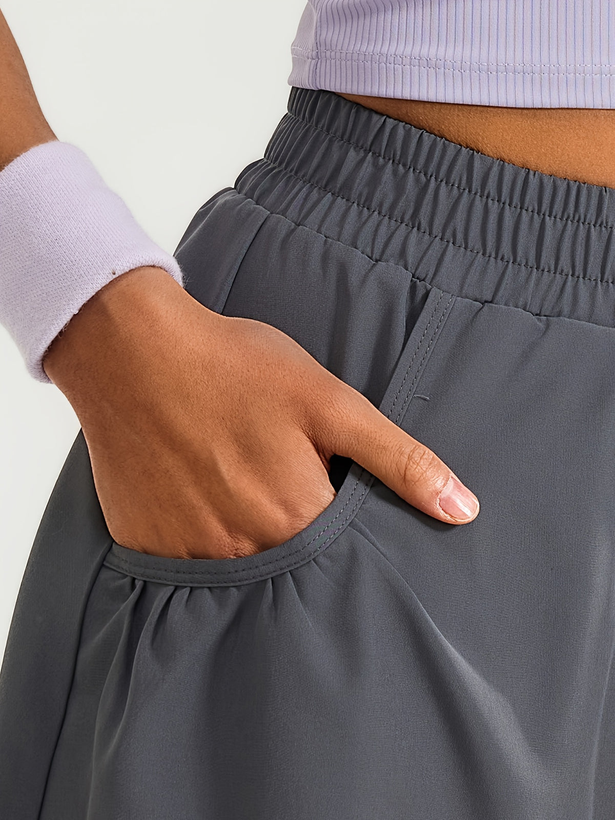 Loose Pocket Running Shorts - Grey