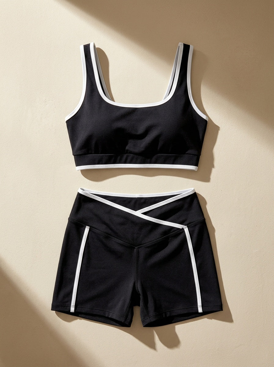 Contrast Trim Bra & Shorts Set - Black & White