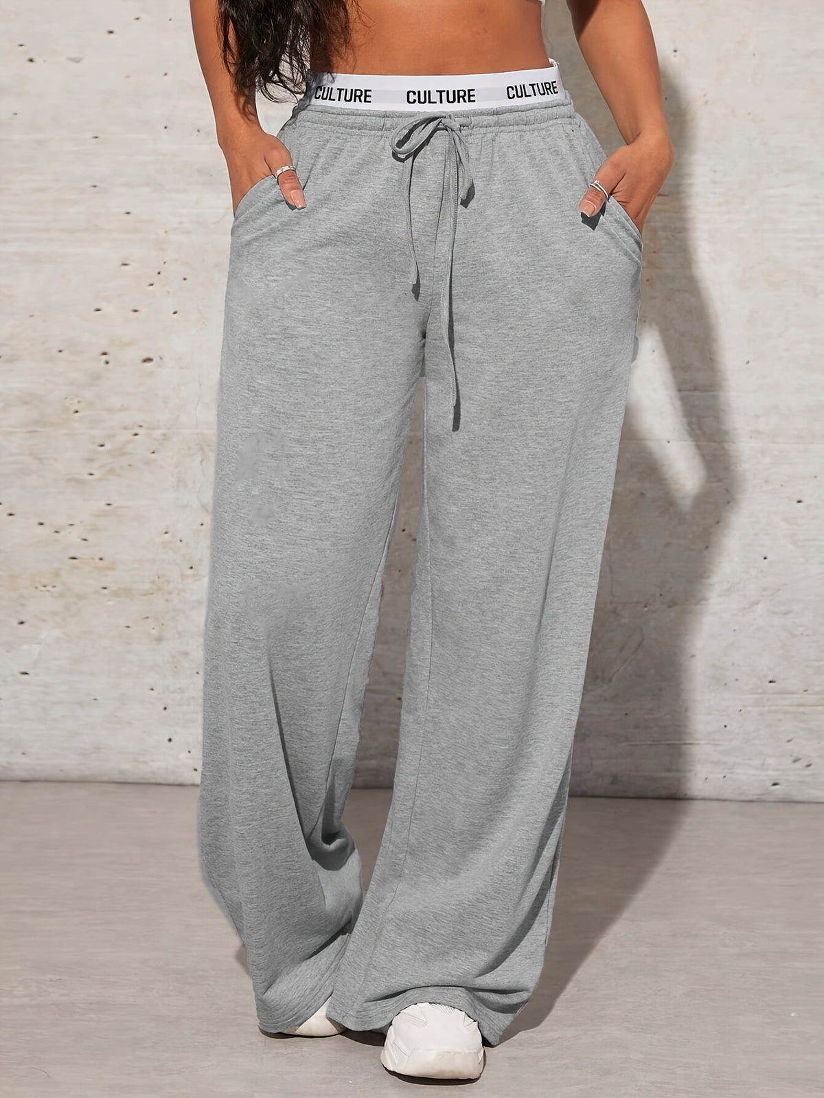 Contrast Lettering Wide Band Sweatpants - Grey