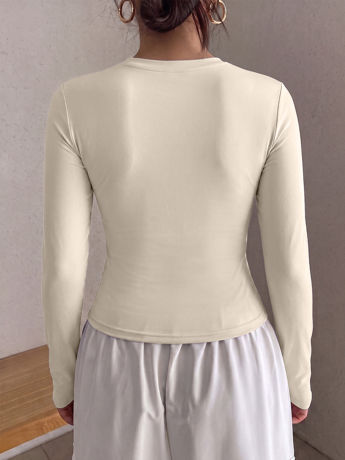 Round Neck Shaping Long Sleeve Top - Ivory White