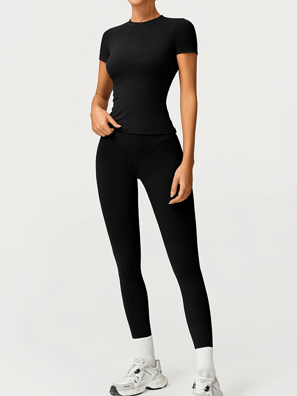Slim Round Neck Top & Lifting Leggings Set - Black