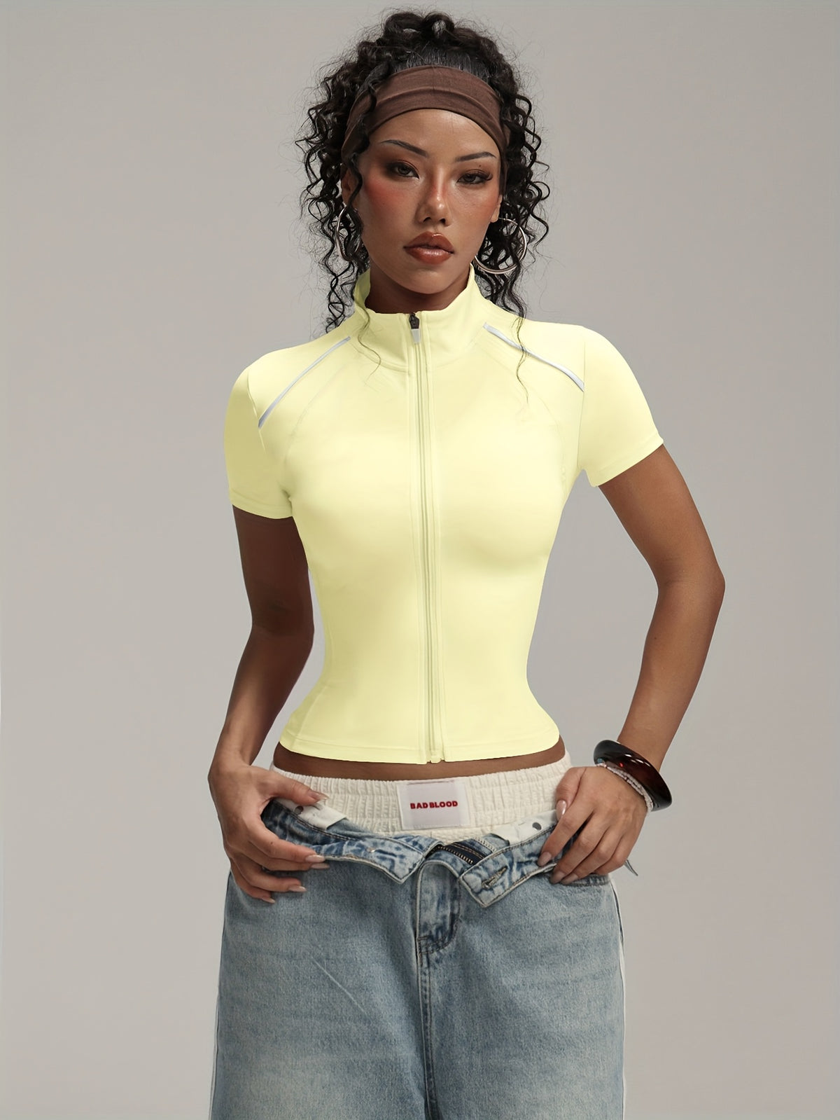 Short Sleeve Zip Front Crop Top - Cream