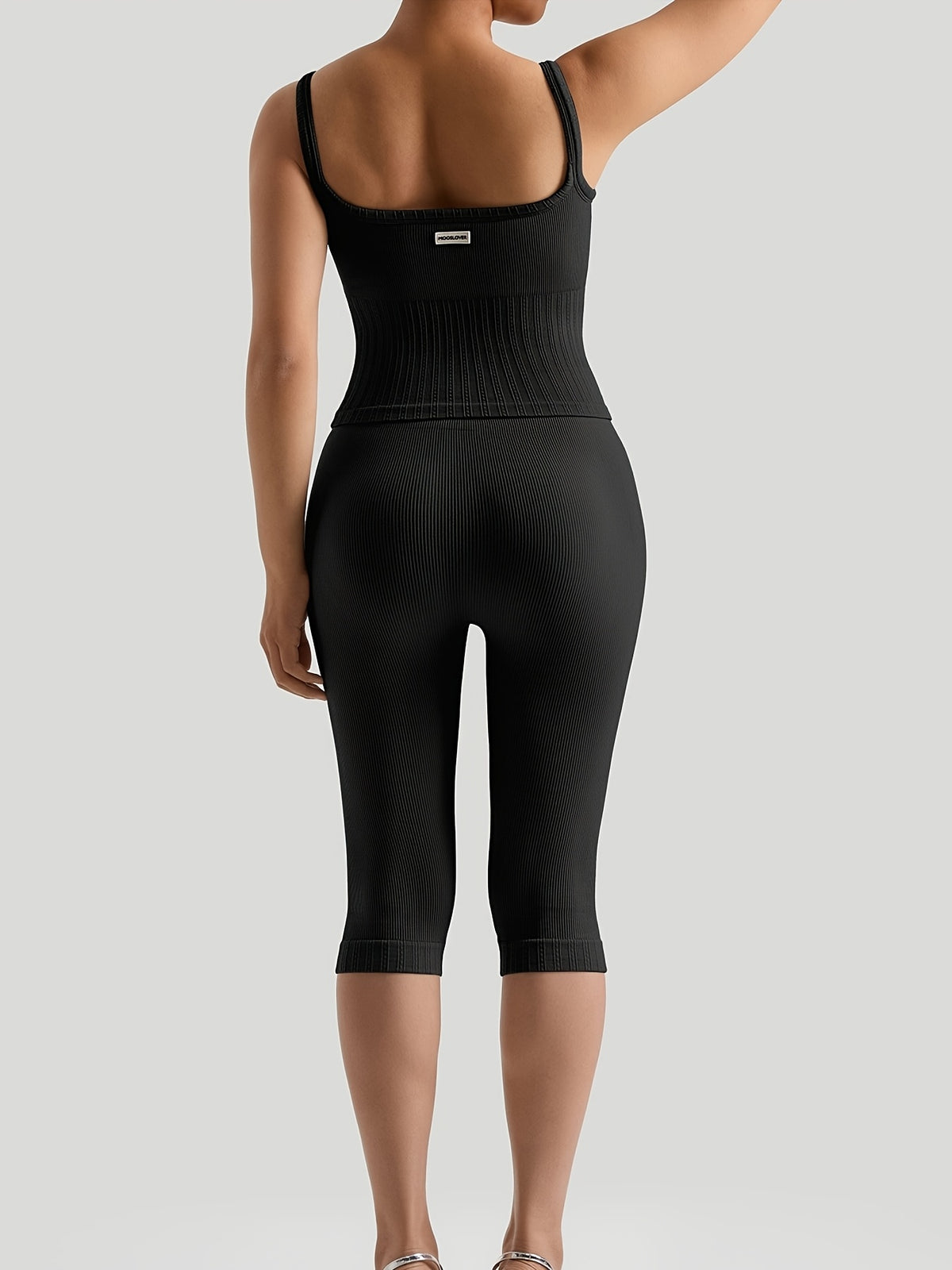 Sleeveless Vest & Capri Pants Set - Black
