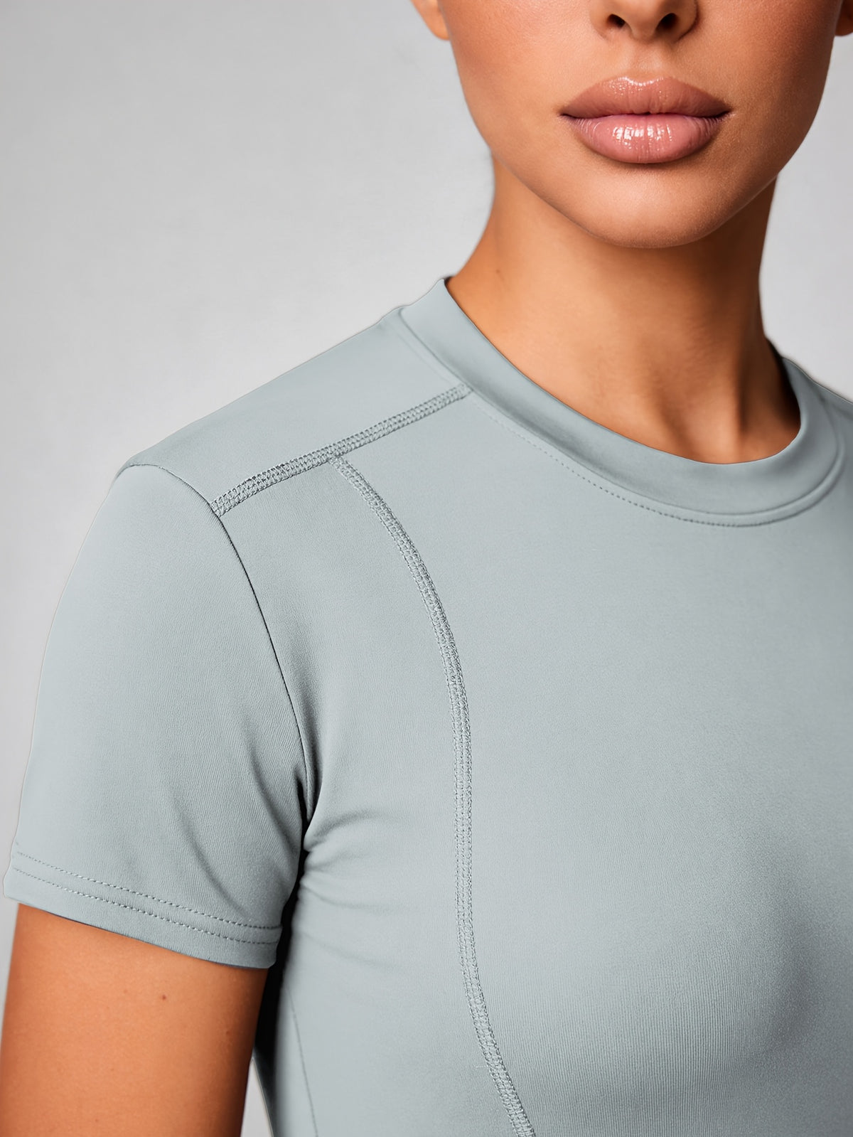 Quick-Dry Round Neck Yoga Tee - Light Blue