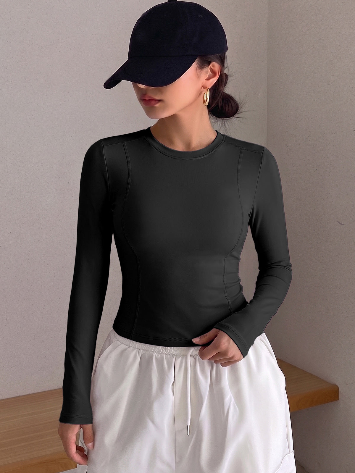 Round Neck Shaping Long Sleeve Top - Black