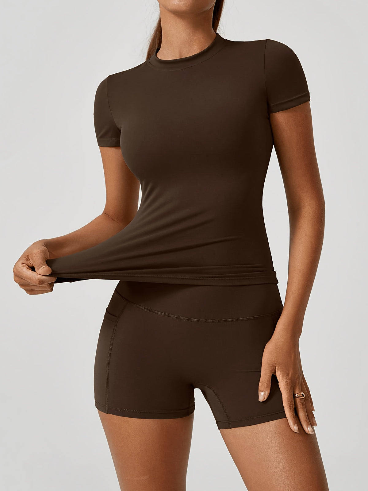 Fitted Tee & Pocket Shorts Set - Coffee