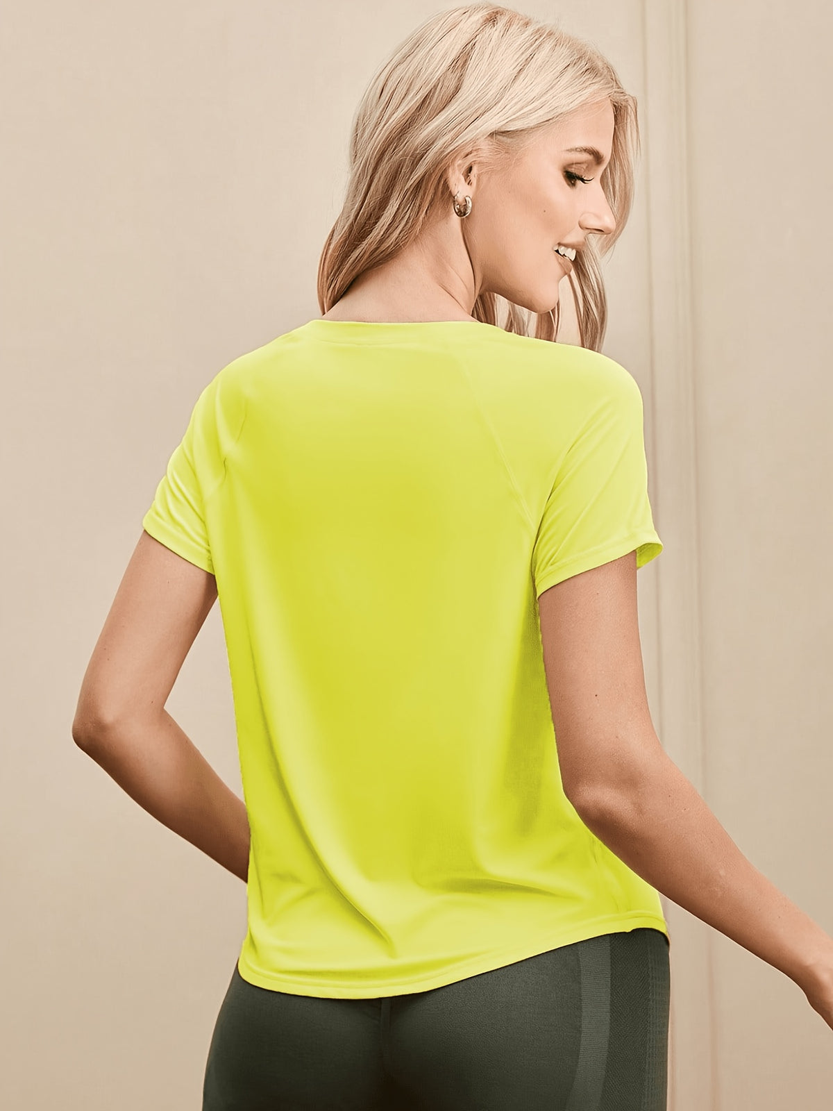 Mesh Spliced Quick-Dry Sports Tee - Greenish Yellow