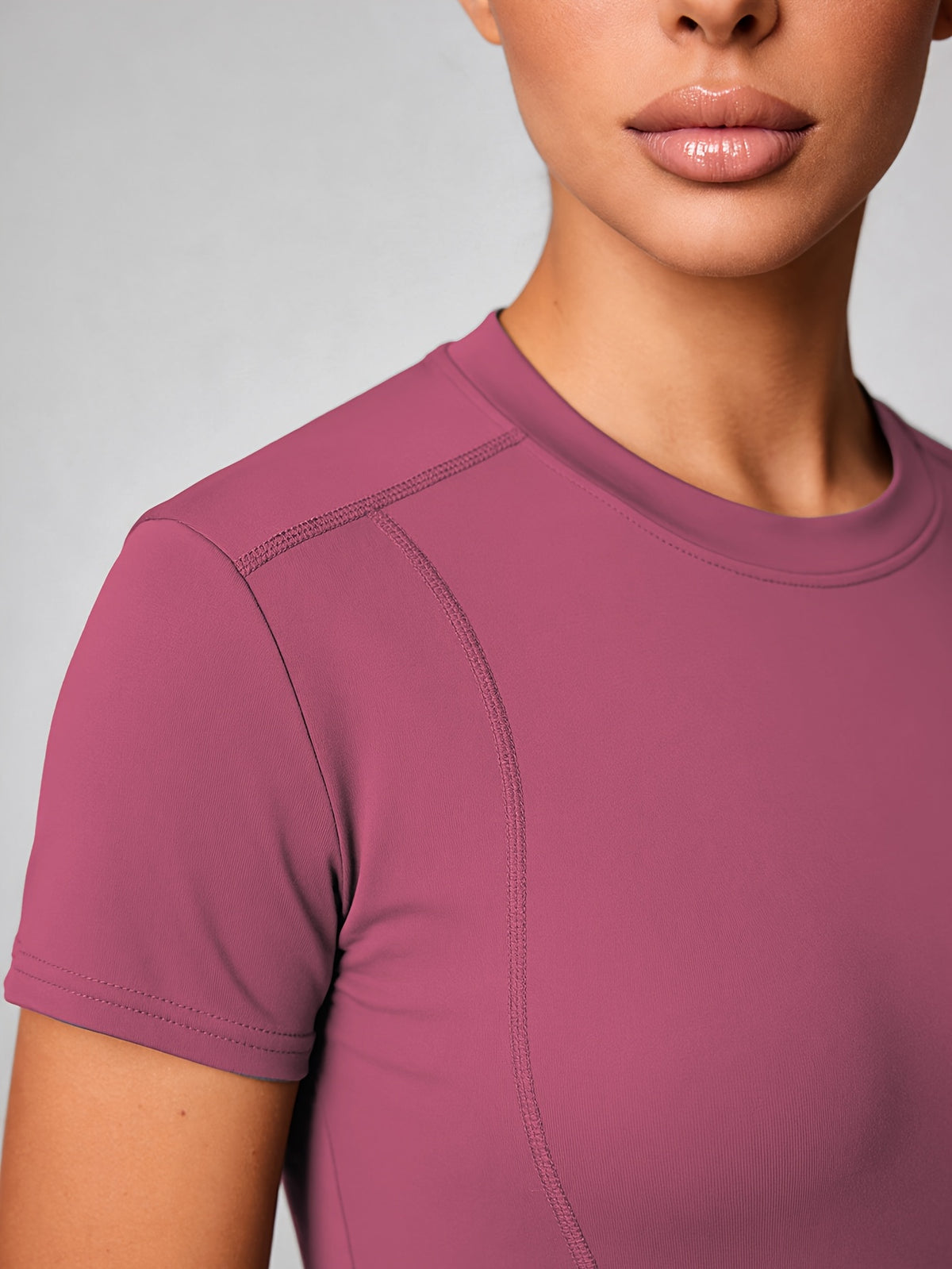 Quick-Dry Round Neck Yoga Tee - Peach