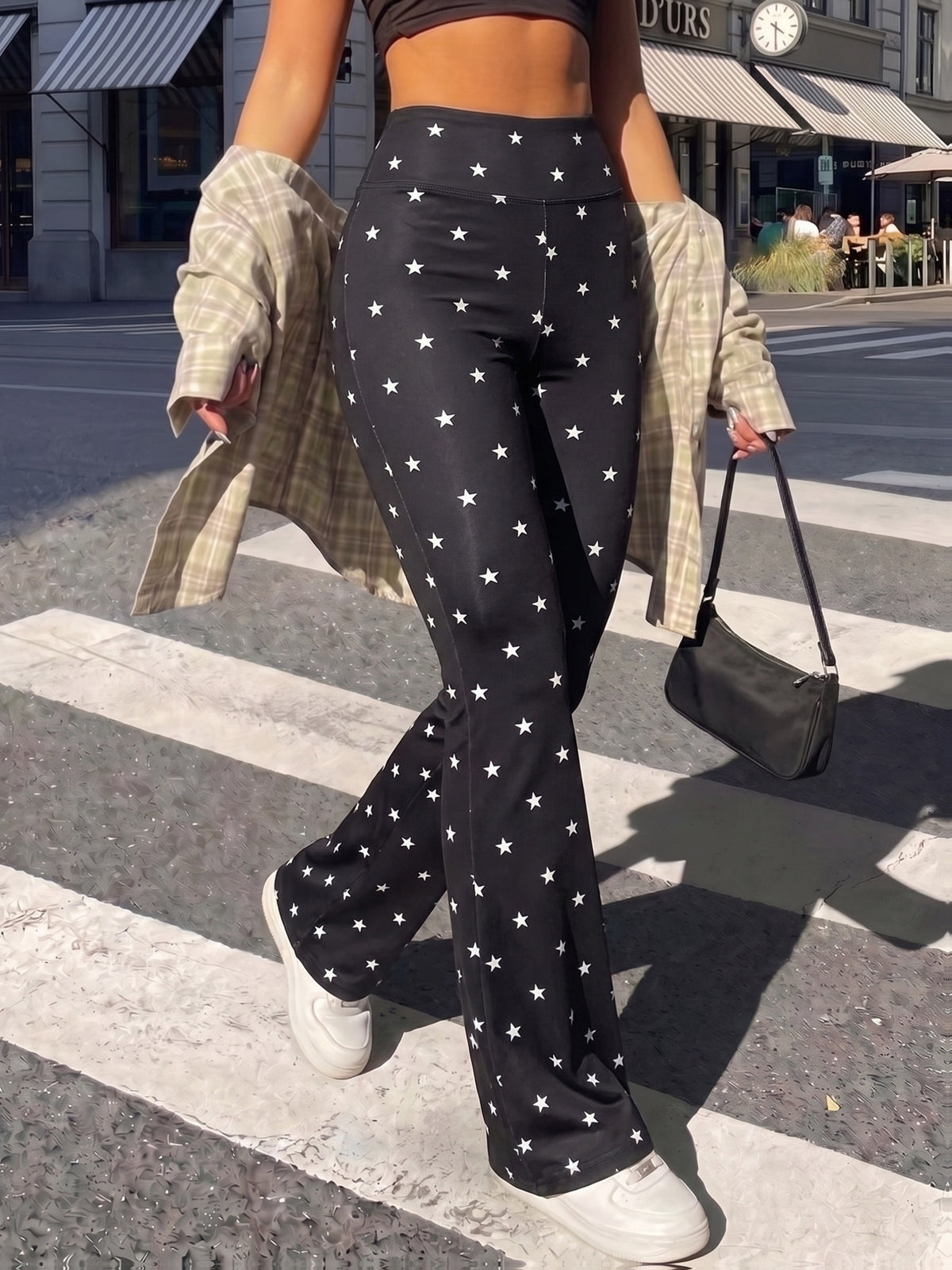 Star Print Flare Yoga Pants - Black Print