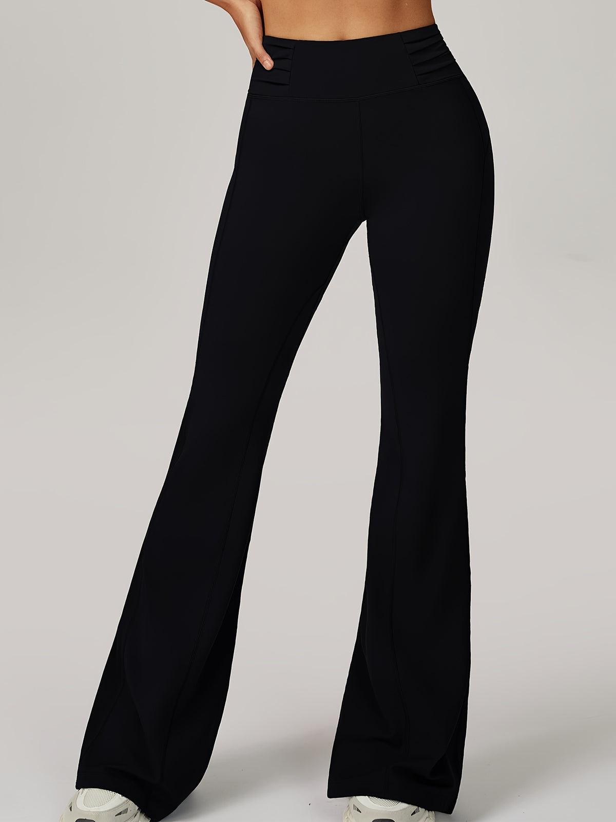 Fitted Flare Yoga Pants - Black
