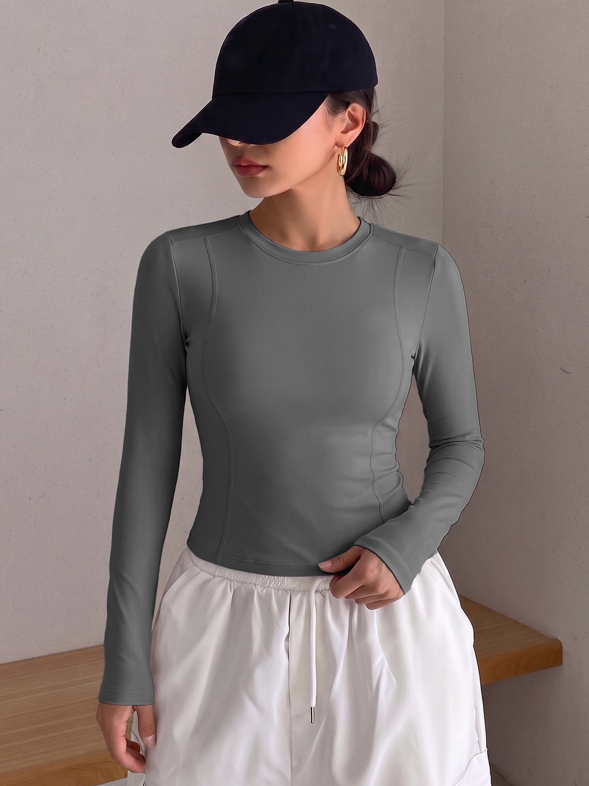 Round Neck Shaping Long Sleeve Top - Grey
