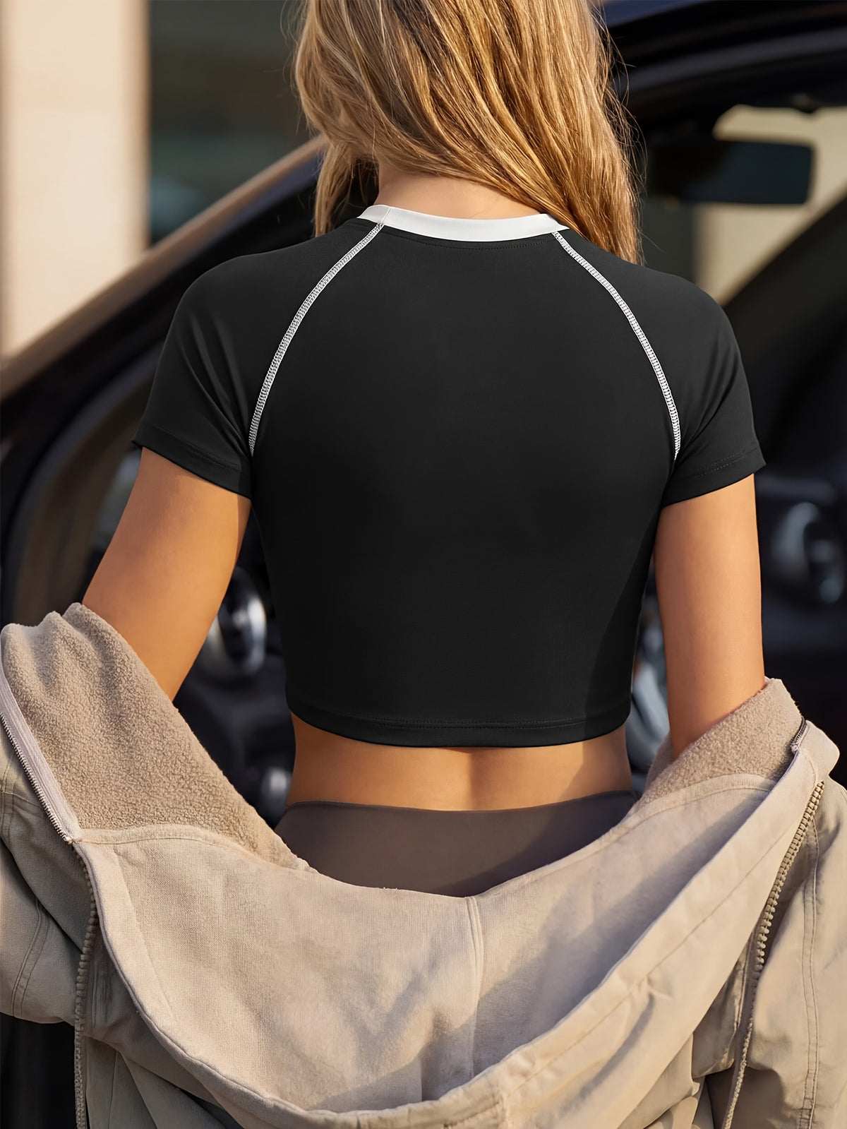 Contrast Trim Crop Tee - Black