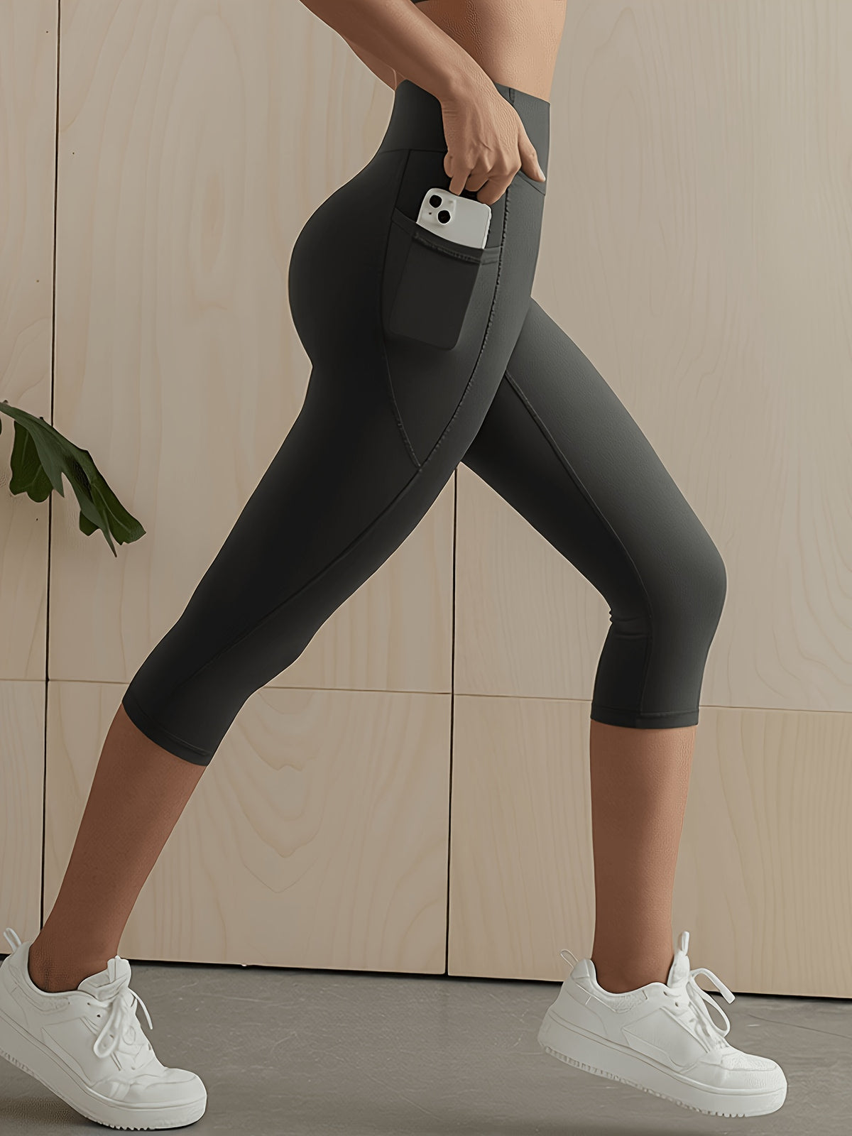 Compression Pocket Capri Leggings - Grey