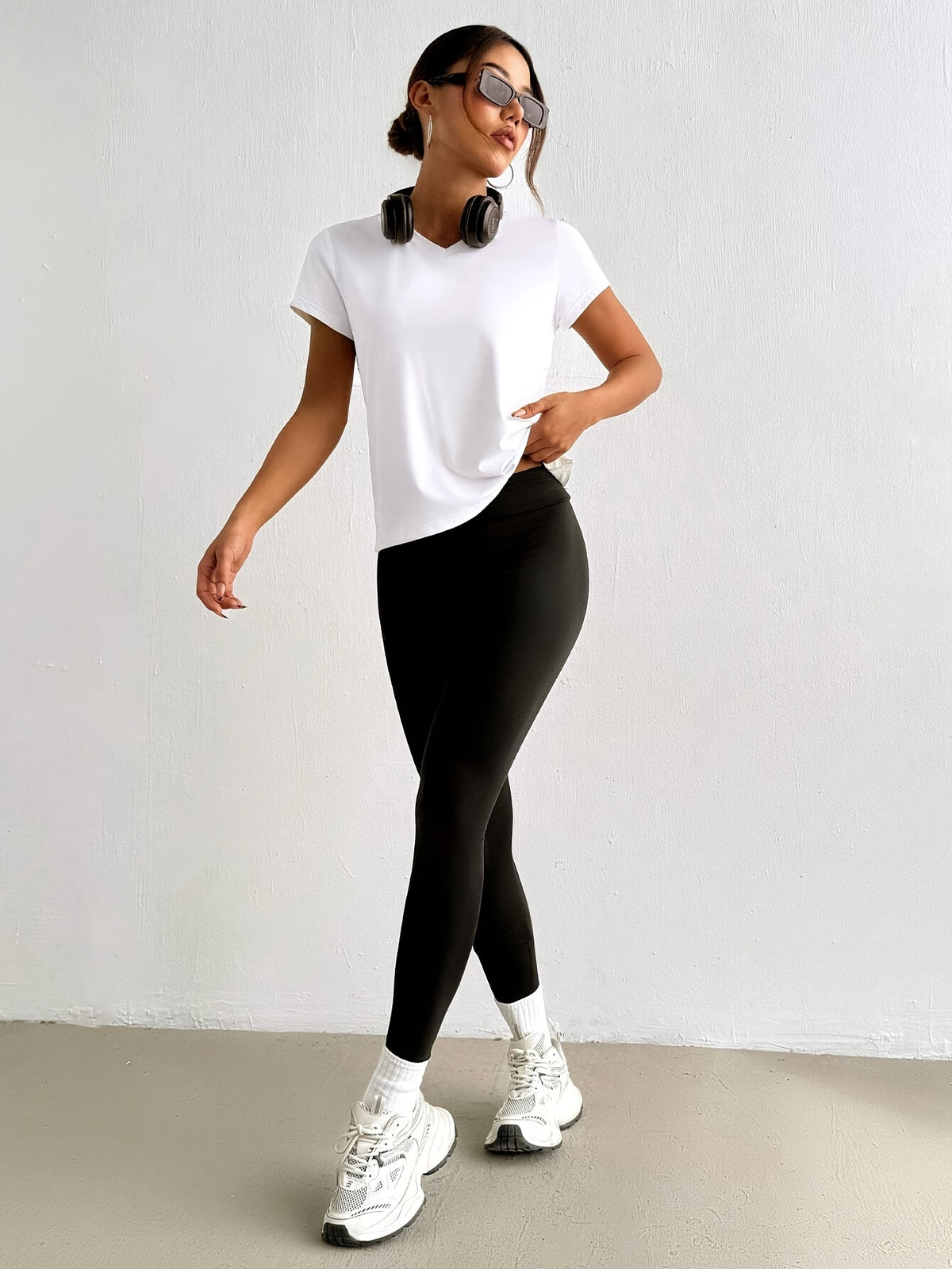 V Neck Knot Open Back Tee - White
