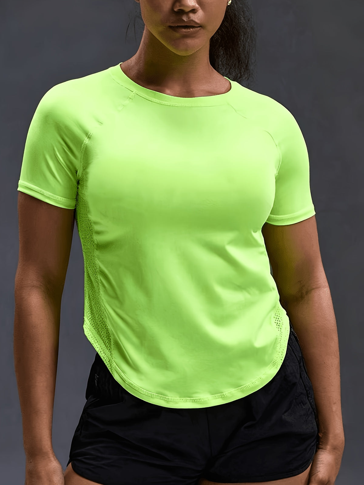 Underarm Mesh Panel Breathable Tee - Grass Green