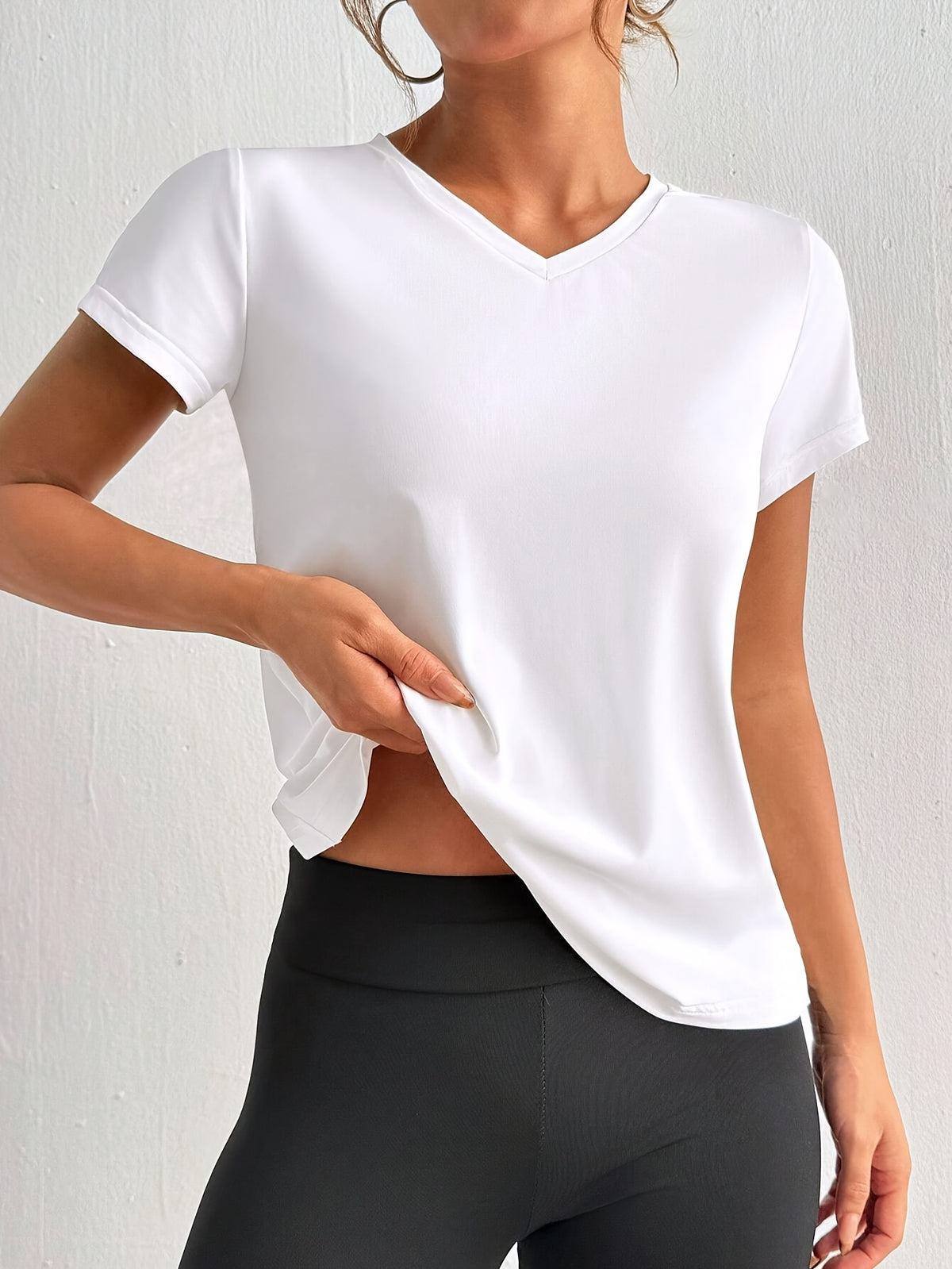V Neck Knot Open Back Tee - White