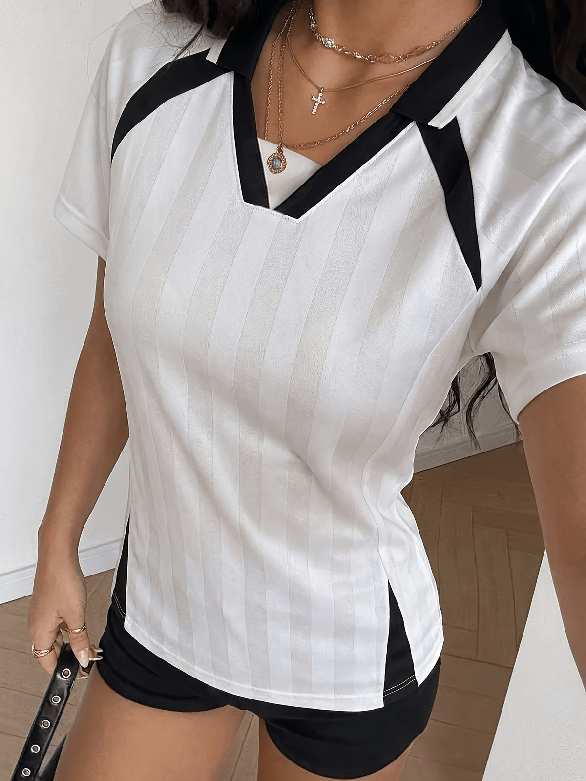 Contrast V Neck Sports Tee - White & Black
