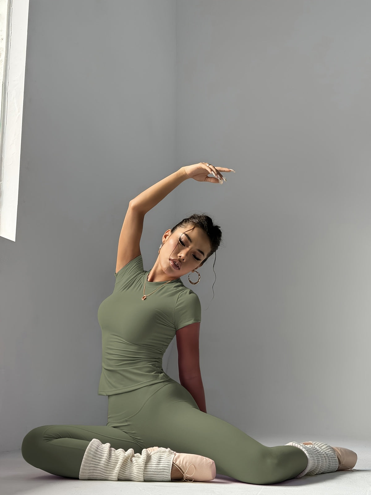 Cropped Tee & Leggings Set - Dark Green