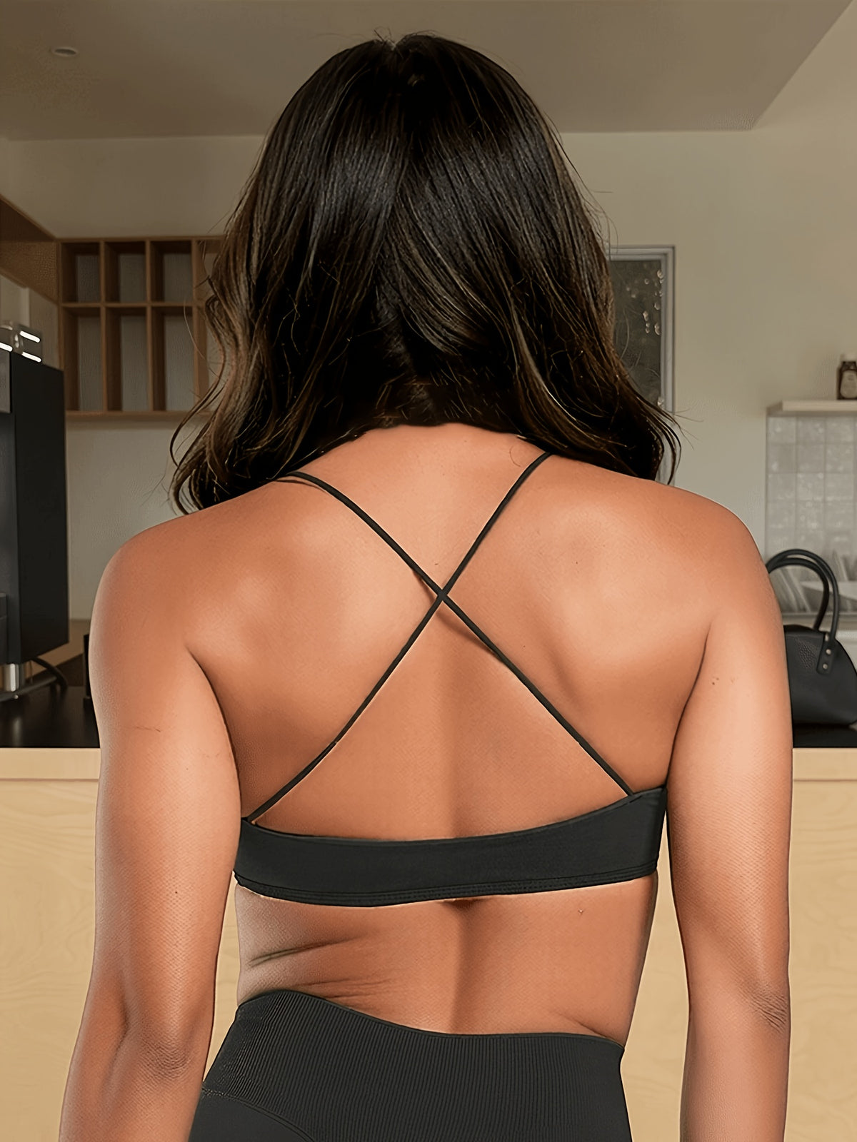 Criss-Cross Back Strap Sports Bra - Black