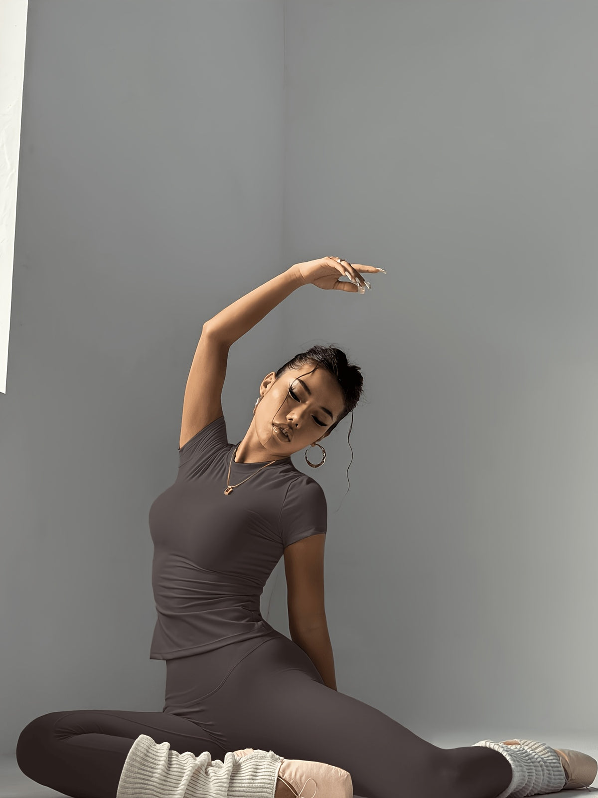Cropped Tee & Leggings Set - Coffee