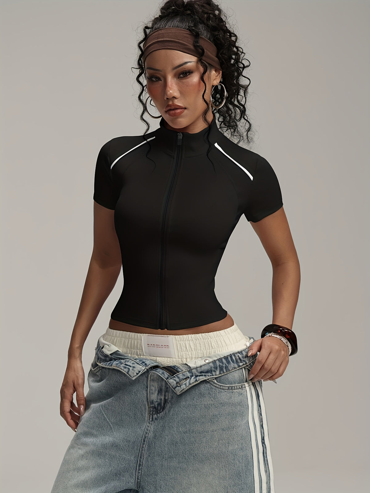 Contrast Piping Short Sleeve Zip Top - Black