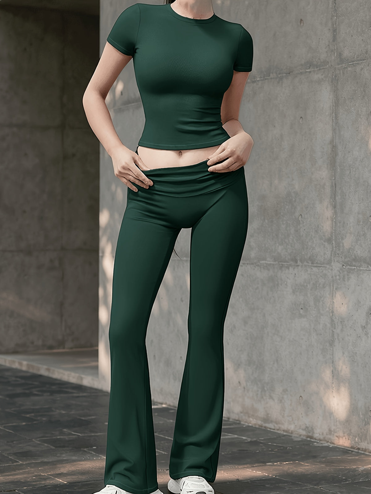 Short Sleeve Crop Top & Wide Leg Pilates Set - Dark Green