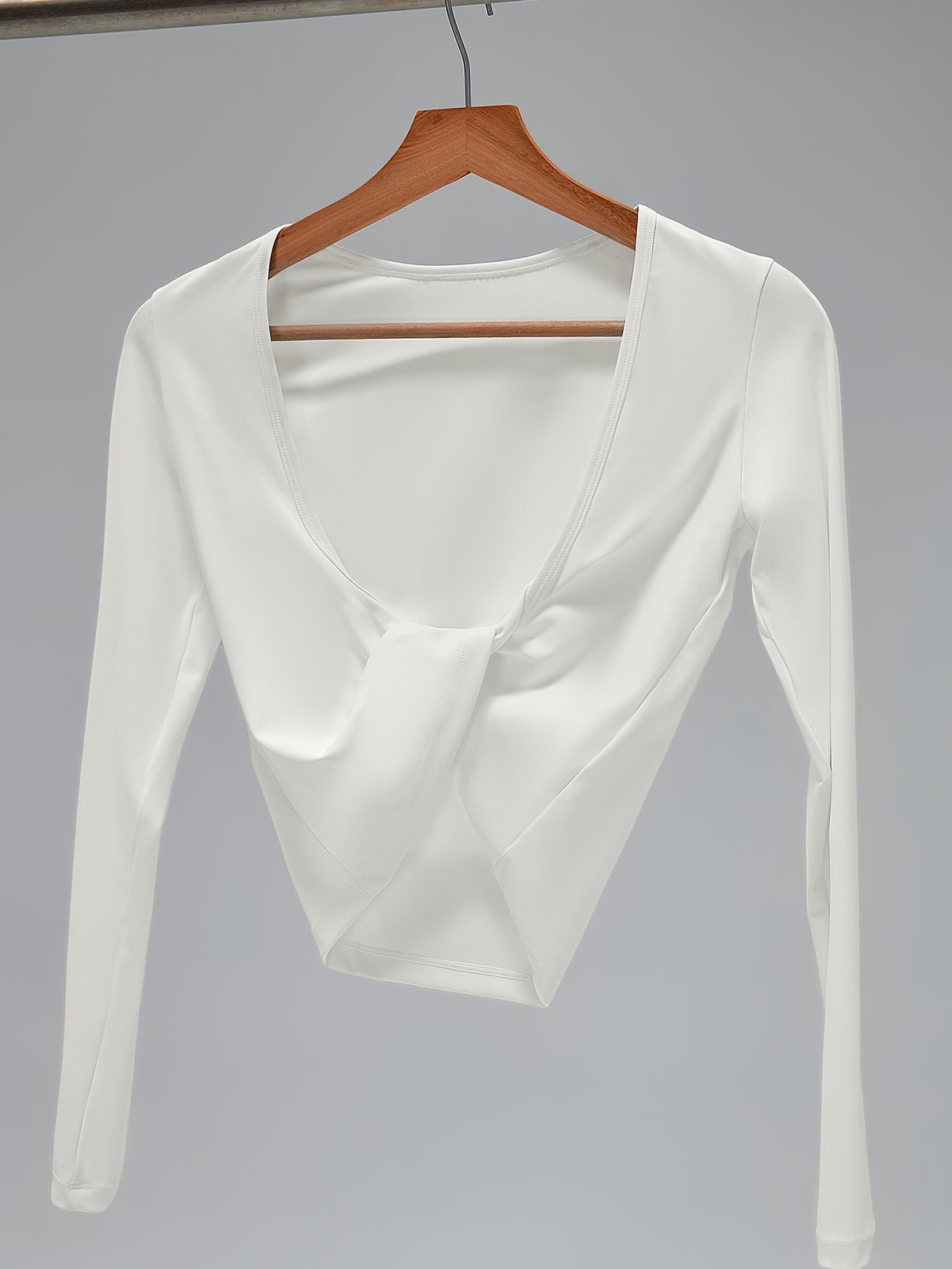 Knotted Long Sleeve Sports Top