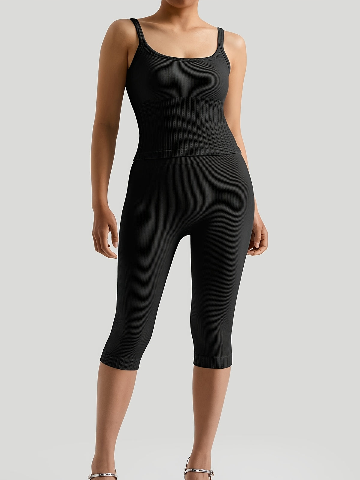 Sleeveless Vest & Capri Pants Set - Black