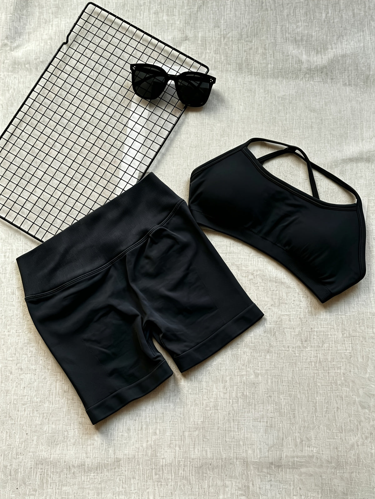 Cross Back Seamless Bra & Shorts Set - Black