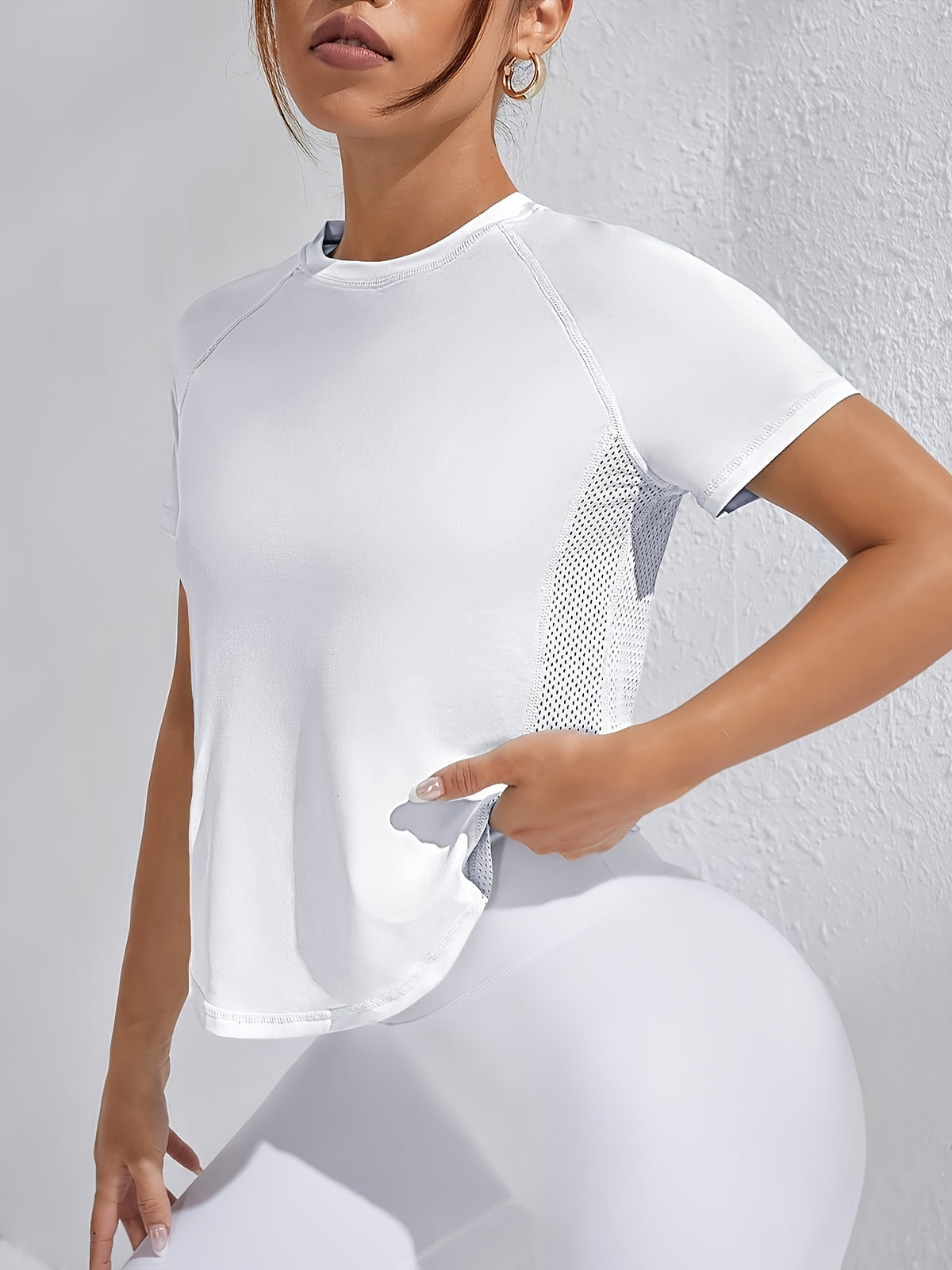 Underarm Mesh Panel Breathable Tee - White