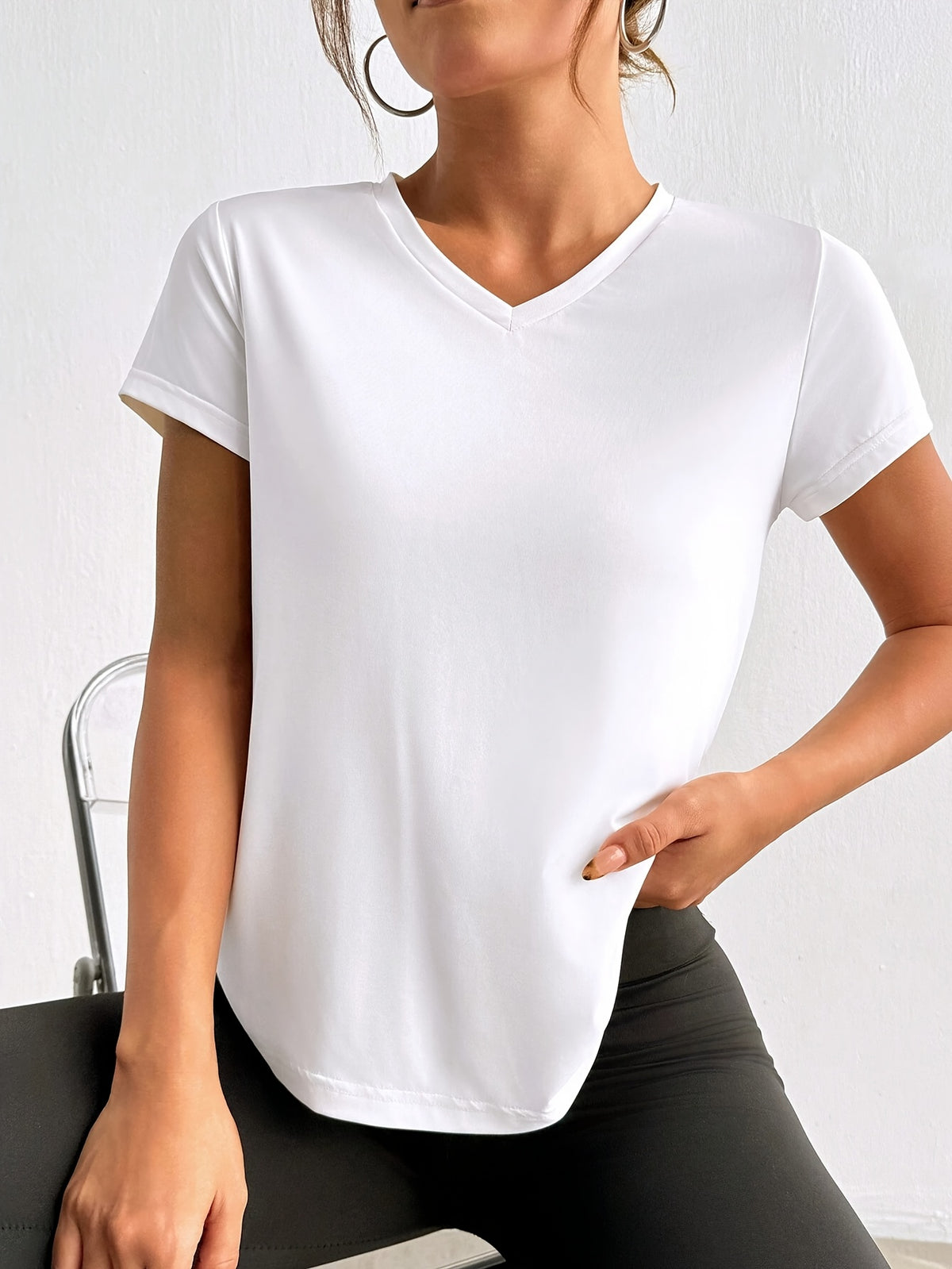 V Neck Knot Open Back Tee - White