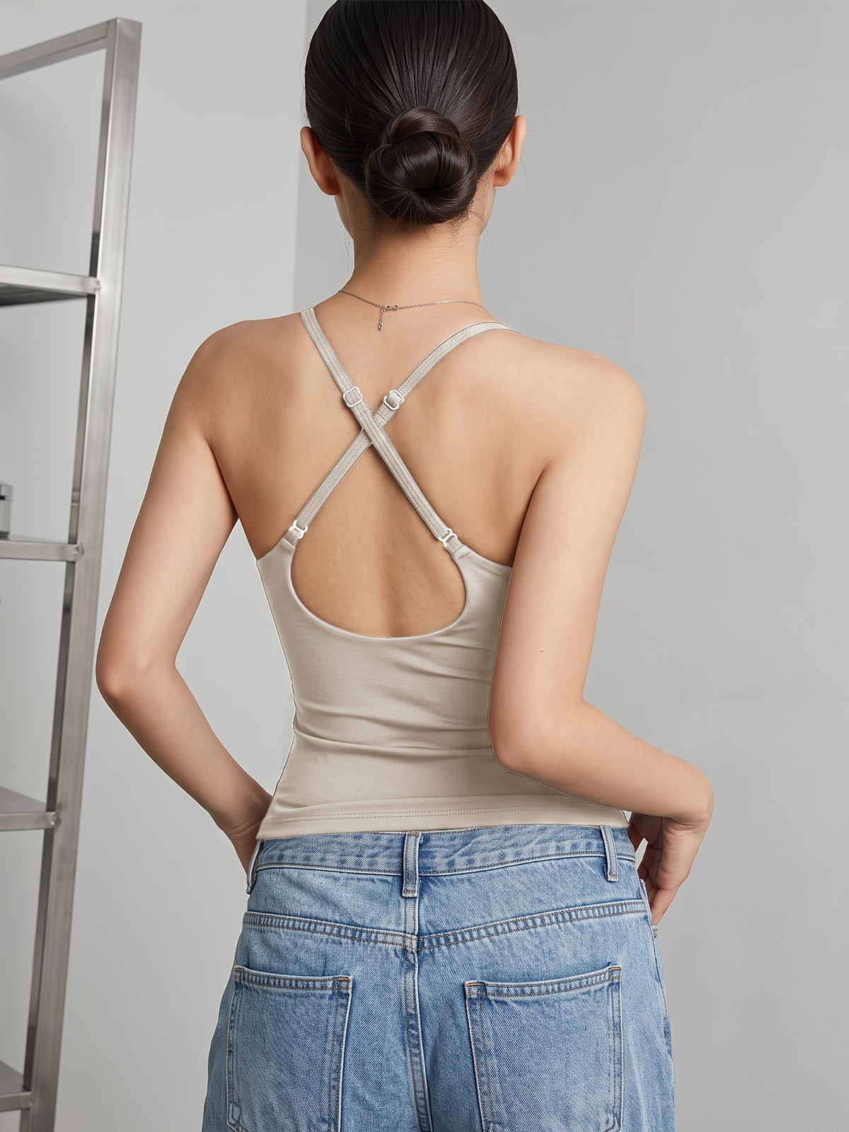 U-Neck Built-In Bra Tank Top - Ivory White