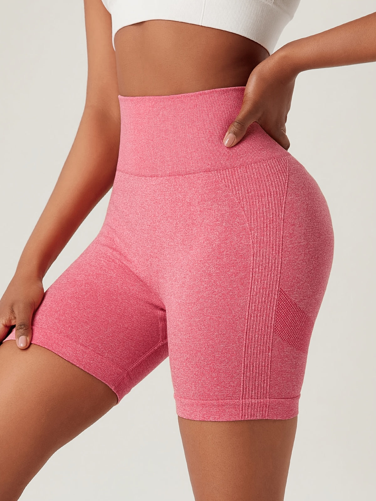 Curved Contour Lifting Shorts - Pink