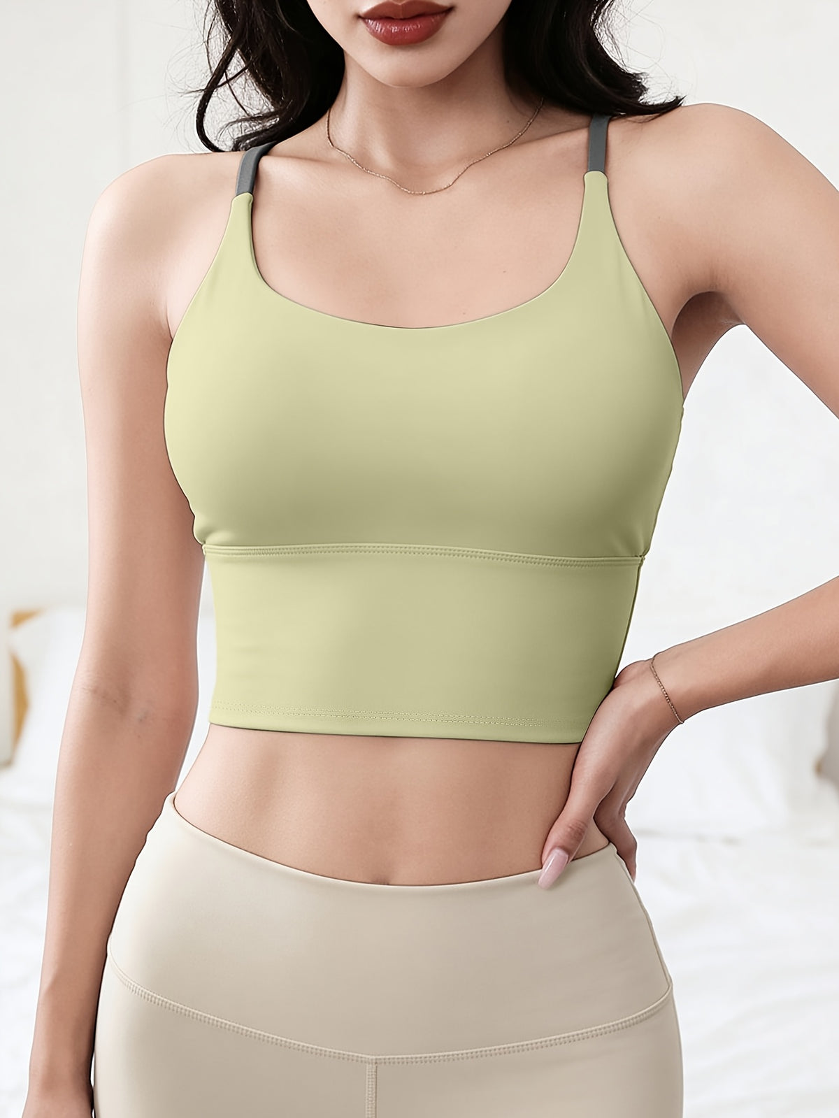 Strappy Backless Gathering Sports Bra - Light Green