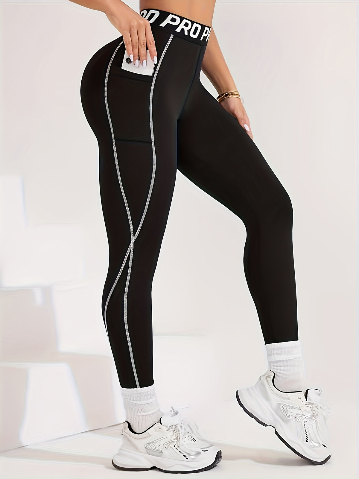 Letter Waistband Double Pocket Leggings - Black