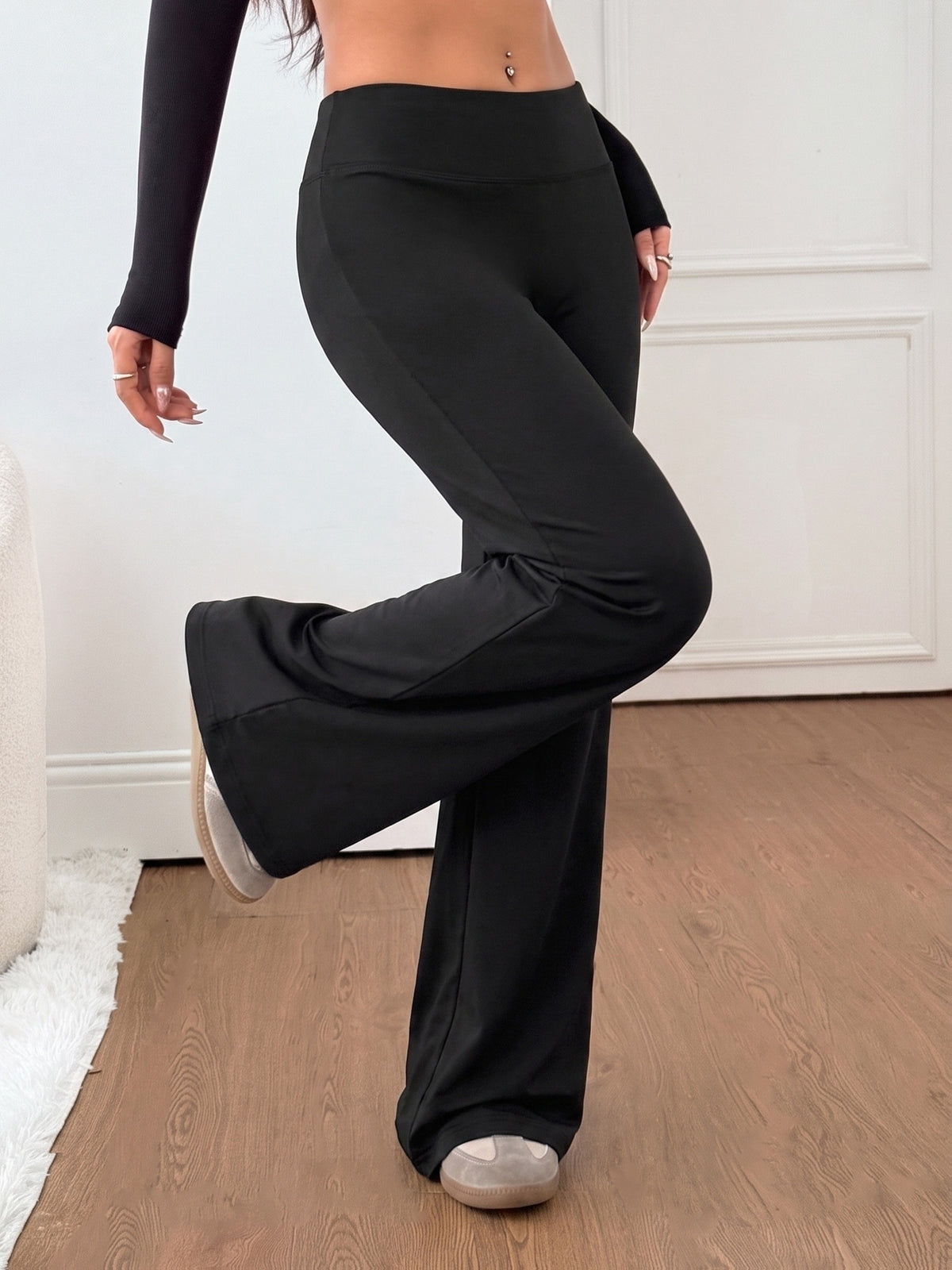 High Waist Straight Leg Yoga Pants - Black