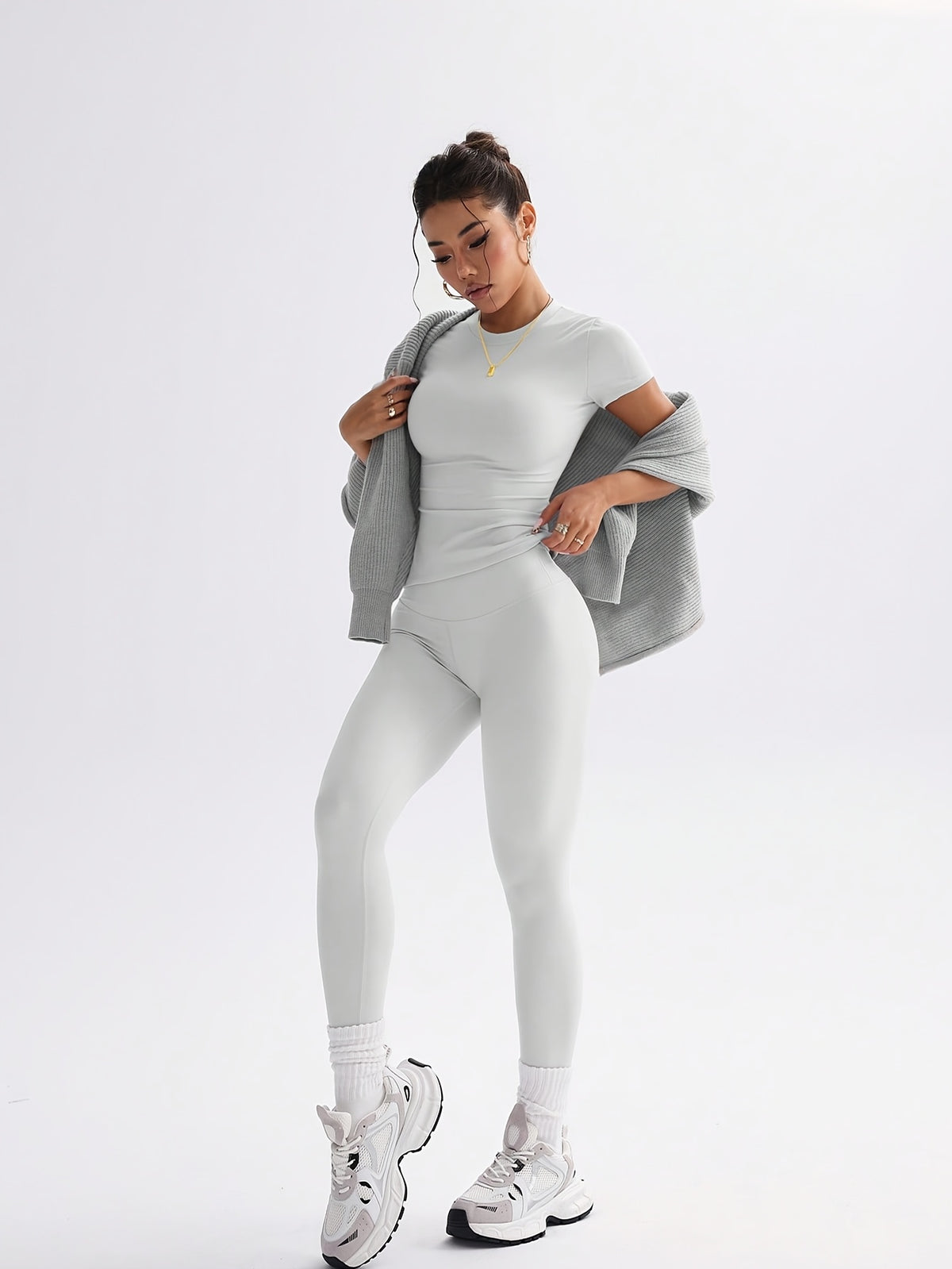 Cropped Tee & Leggings Set - Light Grey