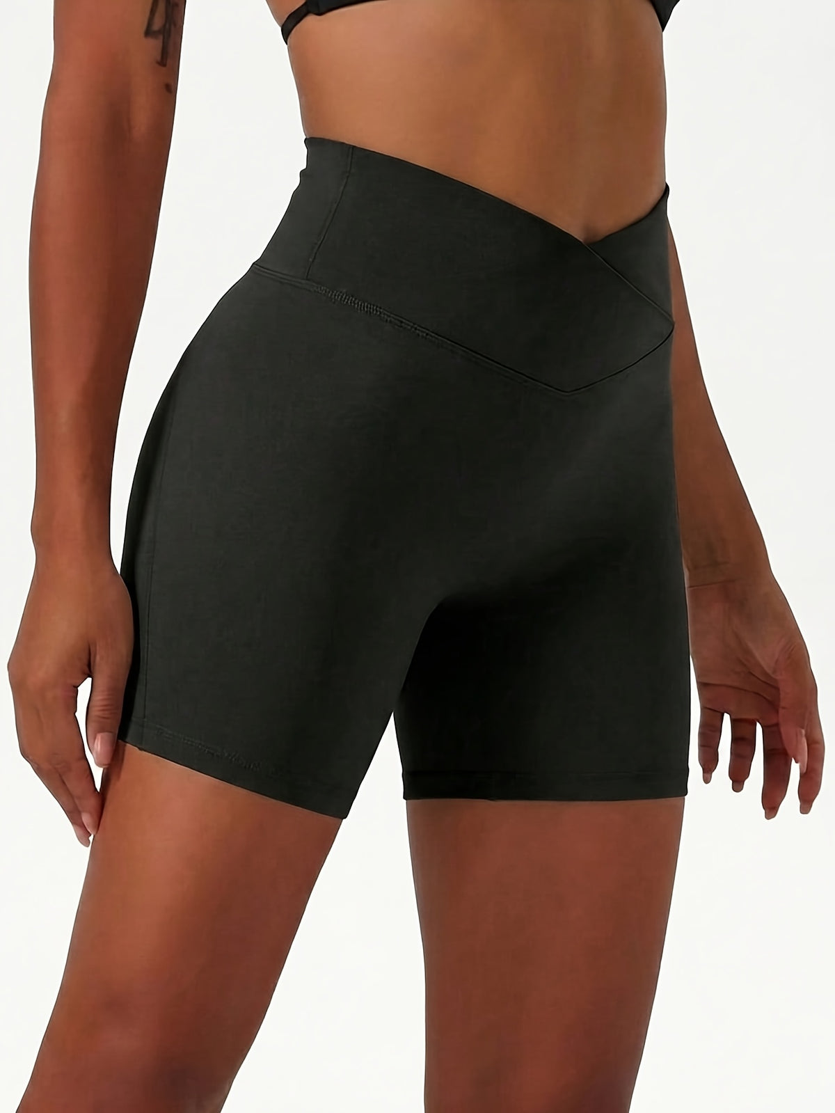 V Waist Biker Shorts - Black