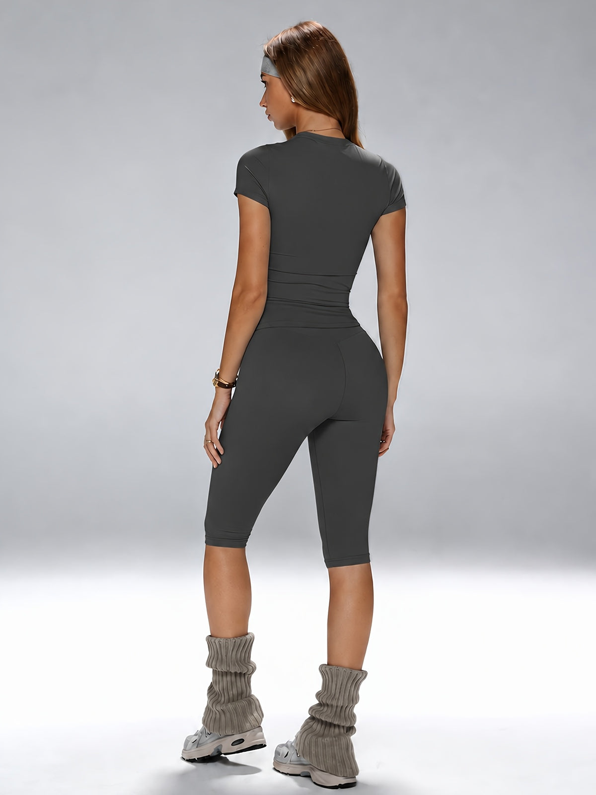 Round Neck Tee & Lifting Cropped Pants Set - Dark Gray