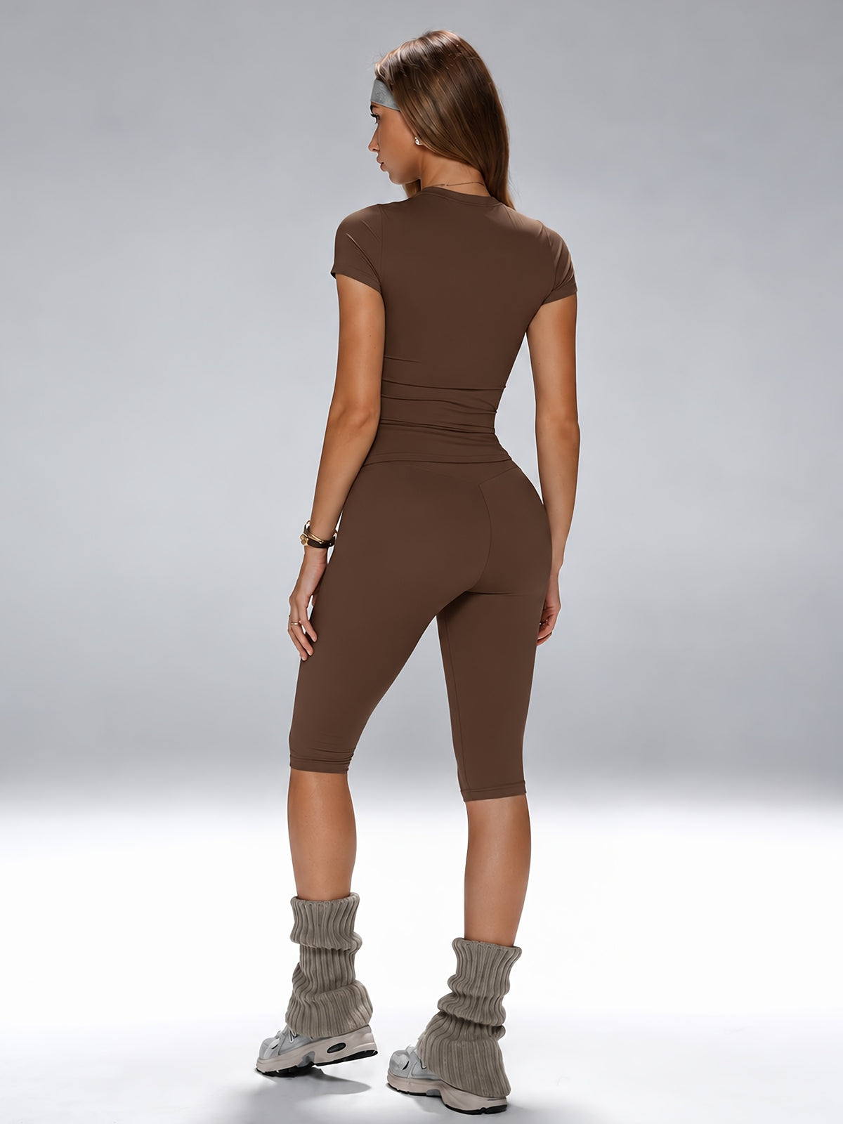 Round Neck Tee & Lifting Cropped Pants Set - Cocoa Brown