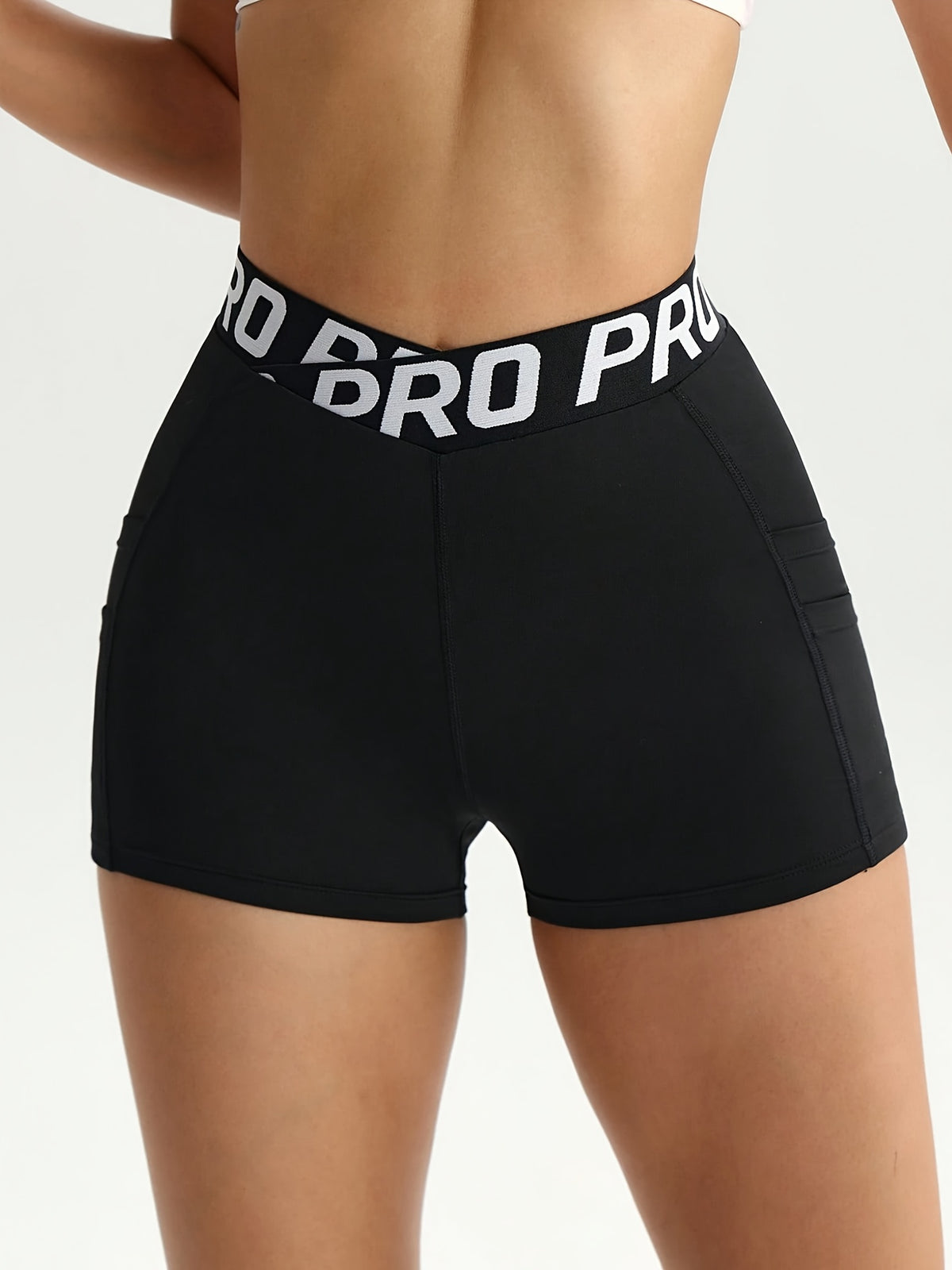 Letter Waist V-Cross Pocket Shorts - Black