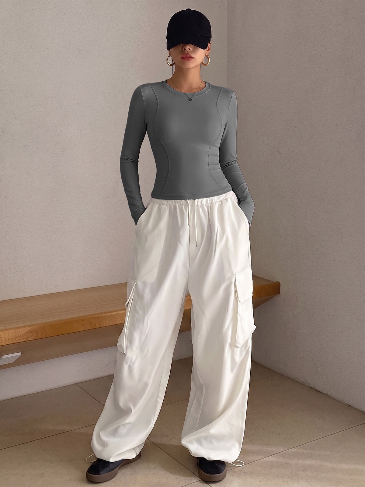 Round Neck Shaping Long Sleeve Top - Grey